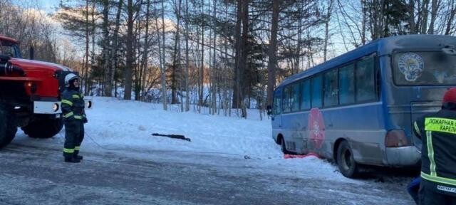 Автобус с детьми-борцами из Северодвинска опрокинулся в Карелии: последние подробности